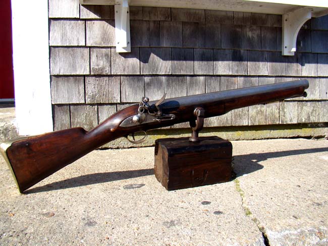 A Napoleonic period (circa 1808-1815) flintlock ships' swivel gun made by Thomas Barnett, Contractor to Ordnance.  